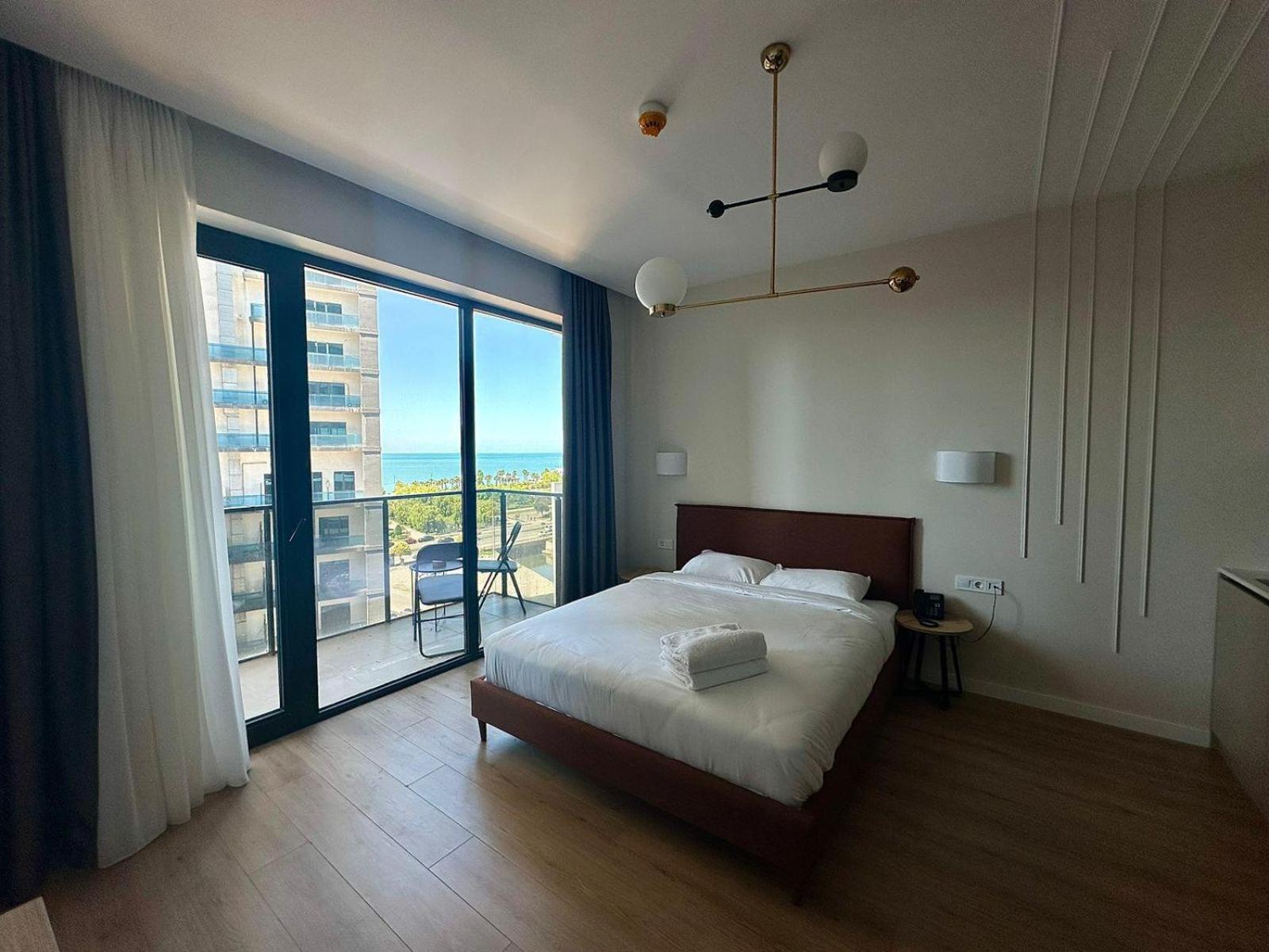 Nova Concierge Aparthotel Batoumi Chambre photo